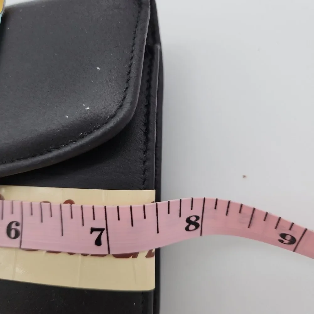 NWT - Buxton Vintage Wallet - Included Calculator, Checkbook Holder, & Picture A